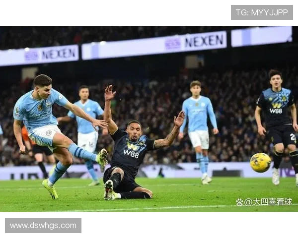 曼城核心哈兰德状态火热引领球队冲击英超与欧冠双料冠军 曼城核心哈兰德状态火热引领球队冲击英超与欧冠双料冠军