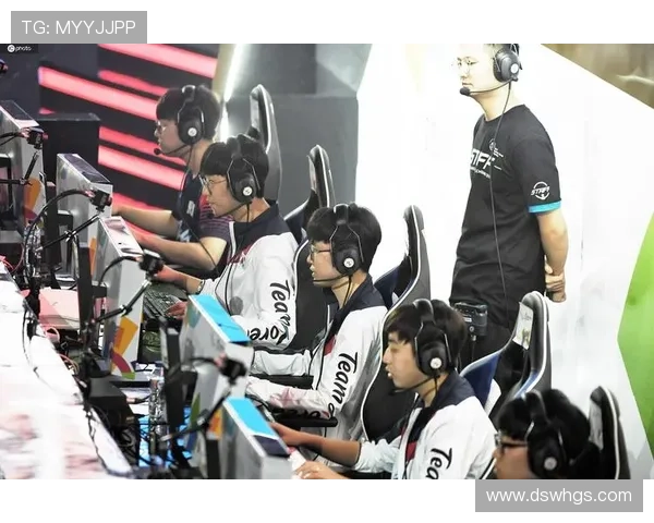 《全球电竞赛事发展迅速 国内外战队纷纷亮相 新赛季精彩赛事抢先看》 《全球电竞赛事发展迅速 国内外战队纷纷亮相 新赛季精彩赛事抢先看》