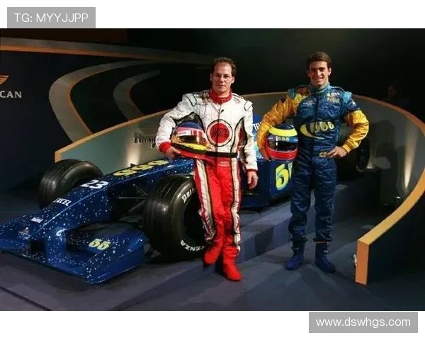 F1赛季重燃战火 新车技术升级与车手阵容变动引关注 F1赛季重燃战火 新车技术升级与车手阵容变动引关注