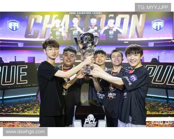 《全球电竞赛事激战正酣 各大战队角逐年度冠军宝座》