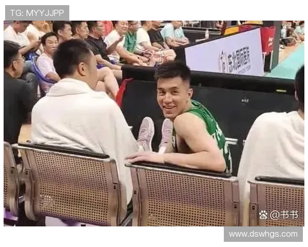 中国篮球联赛新赛季揭幕战精彩上演 球迷热议新规则与明星球员表现 中国篮球联赛新赛季揭幕战精彩上演 球迷热议新规则与明星球员表现