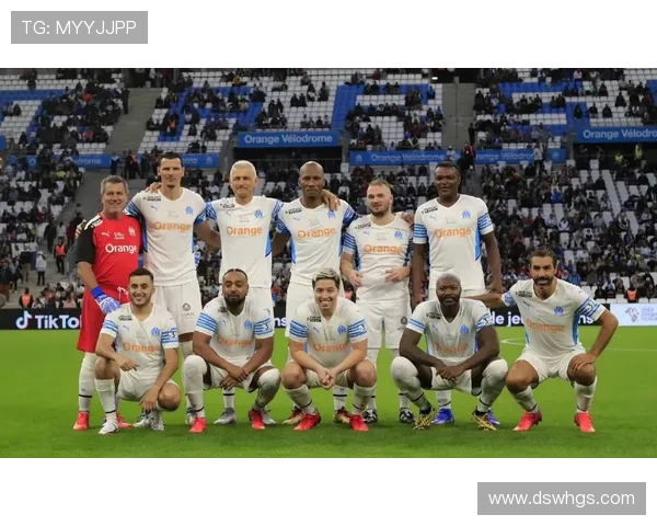 以斯特拉斯堡俱乐部为核心的法甲复兴之路与青训文化探索未来愿景