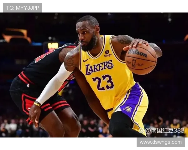 詹姆斯领衔湖人逆转取胜 西部季后赛格局再起波澜球迷热议未来走向